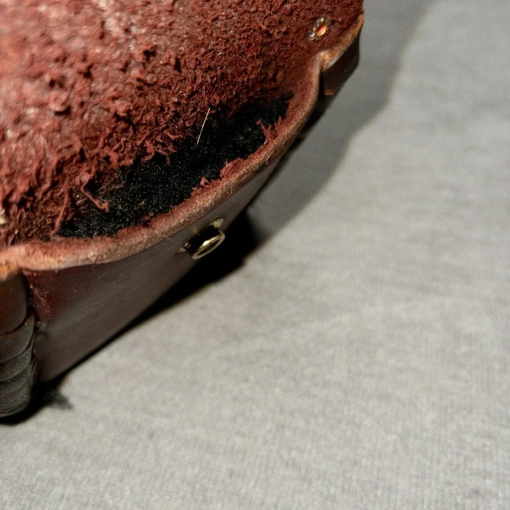 Hand Made Leather Ammo Pouch Hunting Outdoors Camping‎ Hiking